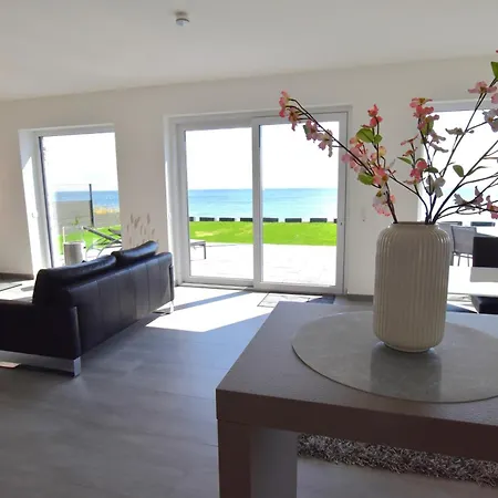 Strandhus Meerblick * Dahme